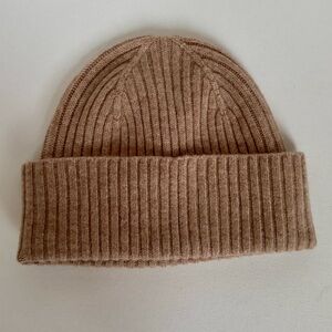 100% Wool Ribbed Knit Beanie